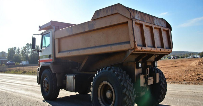 Implementos Rodovi&aacute;rios Basculantes: Guia Completo